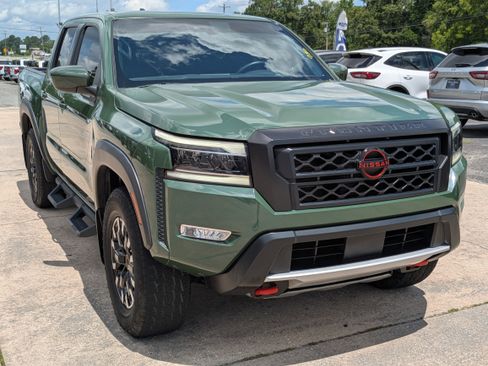 Used 2022 Nissan Frontier PRO-4X w/ Technology Package image 5