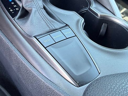 Certified 2023 Toyota Camry SE FWD image 27