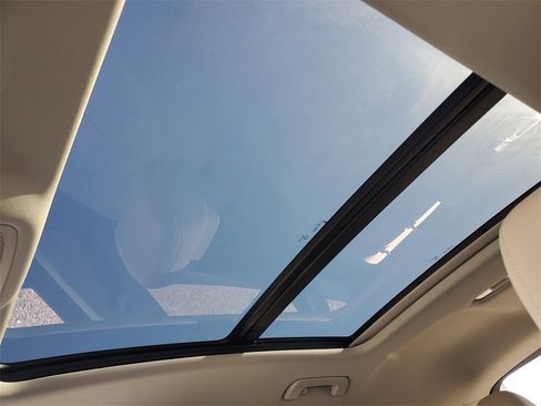 Used 2024 Audi Q3 2.0T Premium Plus image 36