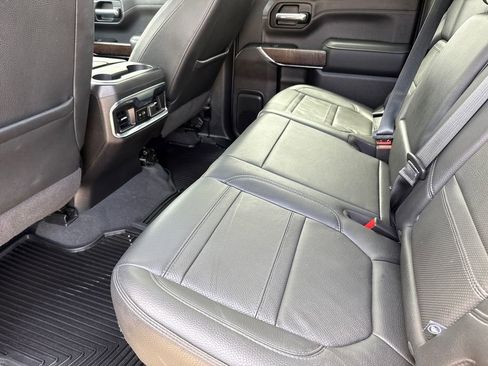 Used 2022 GMC Sierra 1500 Denali w/ Denali Premium Package image 17