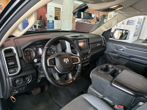 Used 2020 RAM 1500 Big Horn AWD/4WD image 11