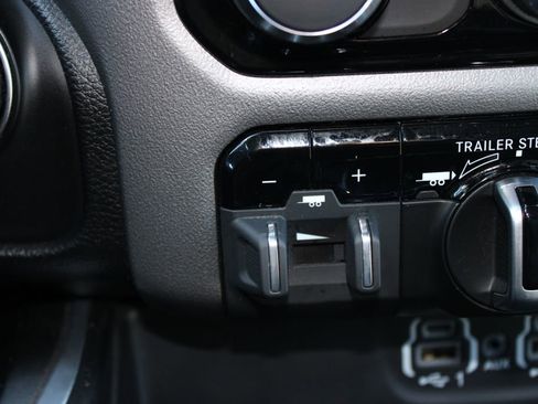 Used 2023 RAM 1500 Big Horn w/ Trailer Tow Group image 41