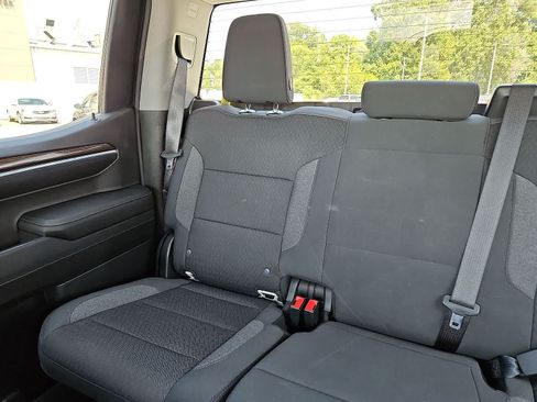 Used 2023 Chevrolet Silverado 1500 LT AWD/4WD image 13