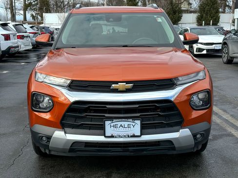 Used 2022 Chevrolet TrailBlazer LT image 2