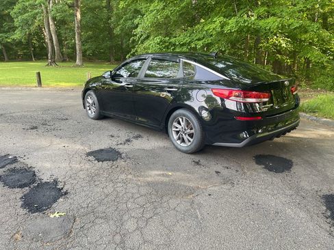 Used 2020 Kia Optima LX FWD image 35