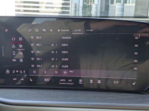 Certified 2025 Audi Q5 Premium w/ Convenience Package AWD/4WD image 19