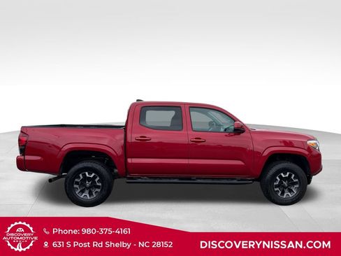 Used 2020 Toyota Tacoma SR AWD/4WD image 5