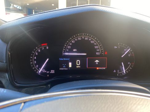 Used 2018 Cadillac CTS Luxury image 2