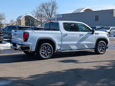 New 2026 GMC Sierra 1500 SLT w/ SLT Premium Plus Package image 9