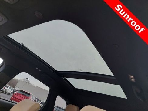 Used 2021 Lincoln Corsair Grand Touring w/ Equipment Group 301A image 11