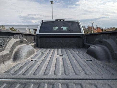 New 2024 RAM 3500 Tradesman w/ Towing Technology Group image 19