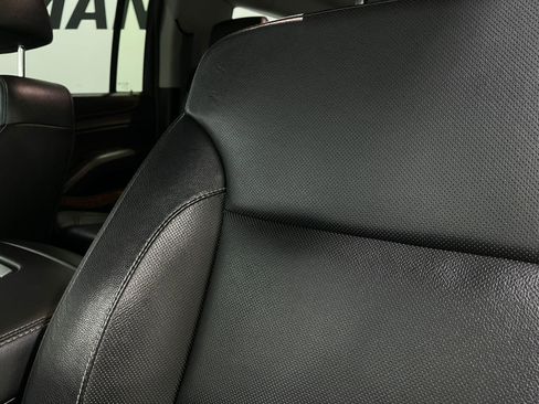 Used 2018 Chevrolet Suburban Premier image 16