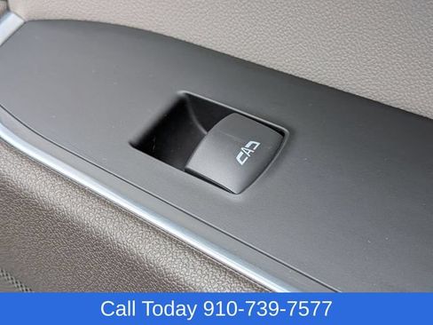 Used 2026 GMC Sierra 1500 SLT w/ SLT Premium Plus Package AWD/4WD image 37