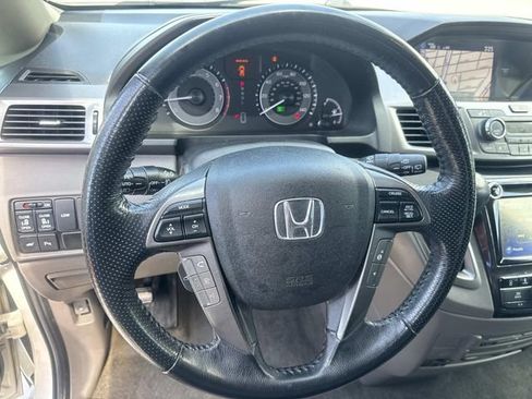 Used 2014 Honda Odyssey Touring image 22