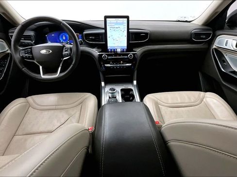 Used 2022 Ford Explorer Platinum w/ Equipment Group 601A image 20