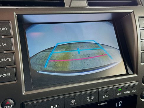 Used 2018 Lexus GX 460 Premium image 23