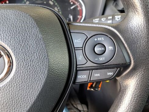 Used 2023 Toyota RAV4 LE FWD image 20