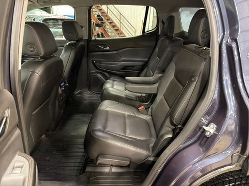 Used 2019 GMC Acadia SLT image 26