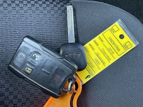 Used 2016 Chevrolet Silverado 1500 LT w/ All Star Edition image 28