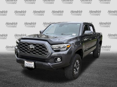 Used 2021 Toyota Tacoma TRD Off-Road image 5