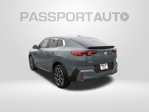 Used 2024 BMW X2 xDrive28i w/ Premium Package image 12