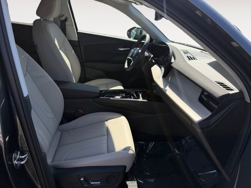 New 2026 Audi Q3 quattro 2.0T AWD/4WD image 19