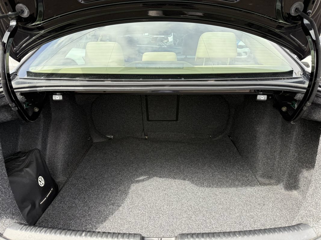 Used 2017 Volkswagen Jetta SE FWD image 19
