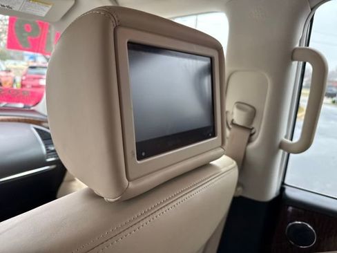 Used 2019 Nissan Armada Platinum w/ Captain's Chairs Package image 25