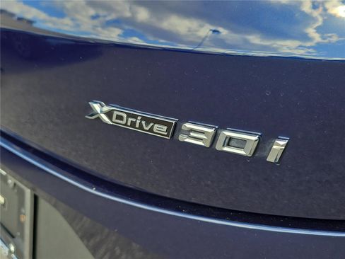 Certified 2022 BMW X4 xDrive30i w/ Convenience Package image 5