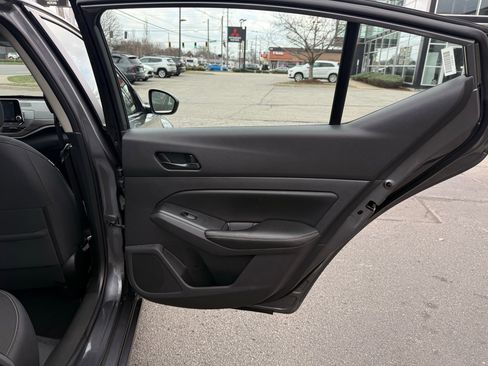 Used 2024 Nissan Altima 2.5 SV image 20