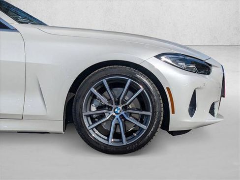 Certified 2022 BMW 430i Convertible w/ Convenience Package image 23