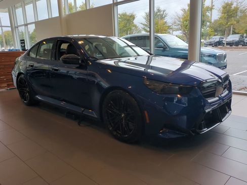 New 2026 BMW M5 w/ Carbon Package image 3