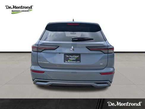 New 2026 Mitsubishi Outlander SE FWD image 6
