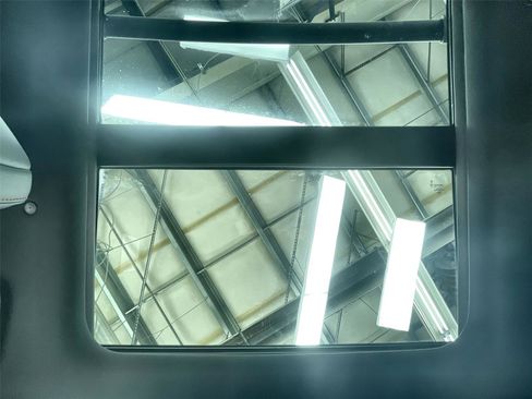 Certified 2025 Honda Pilot Black Edition image 28