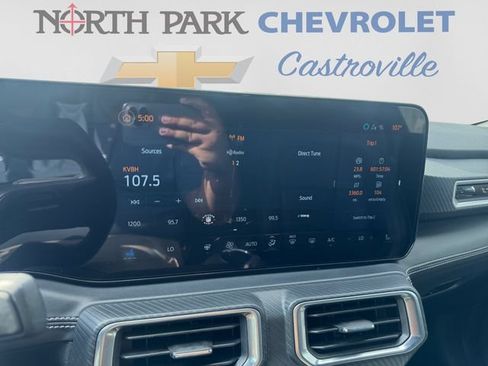 Used 2025 Ford Mustang Premium RWD image 15