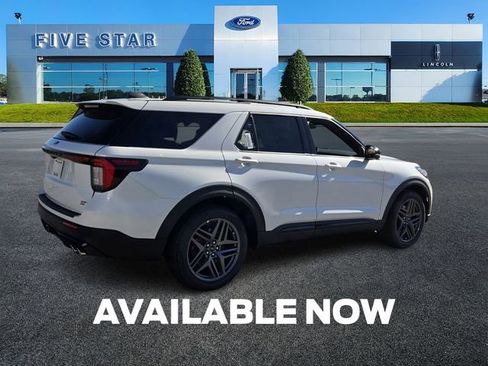 New 2026 Ford Explorer ST w/ Sun And Sound Package image 8