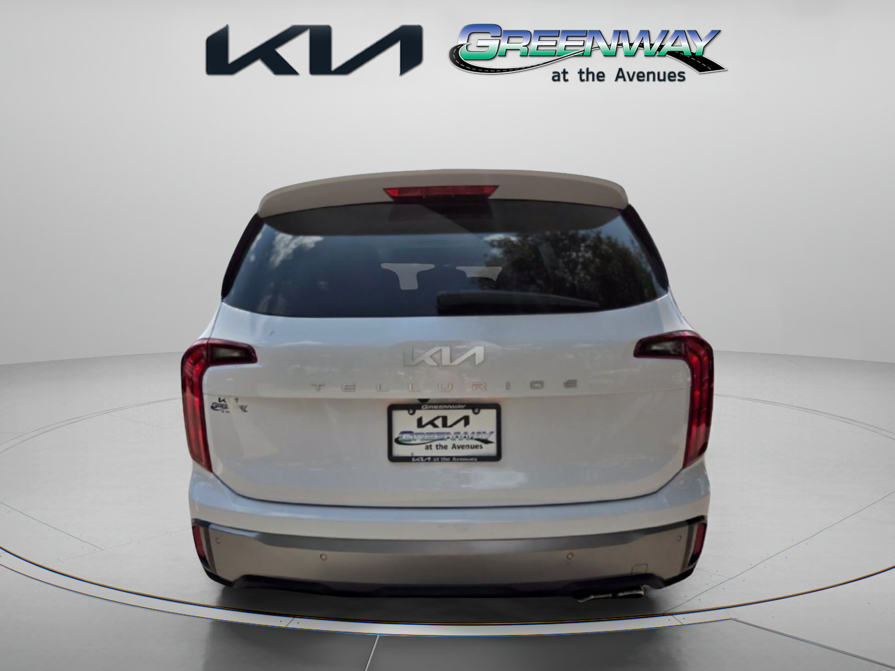 Used 2024 Kia Telluride S w/ S Sunroof Package FWD image 6