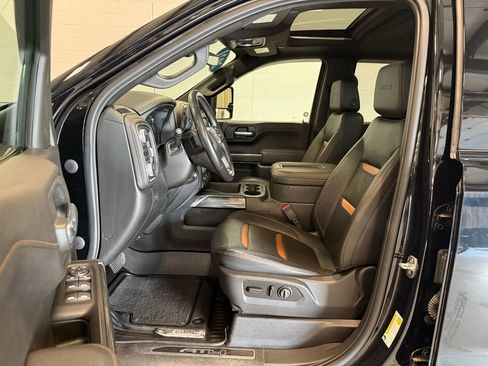 Used 2021 GMC Sierra 1500 AT4 w/ Technology Package image 17