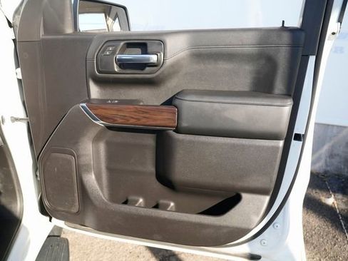 Used 2020 GMC Sierra 1500 SLT w/ SLT Premium Package image 32