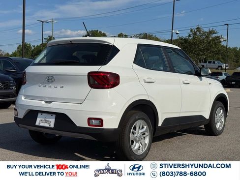 New 2026 Hyundai Venue SE image 13
