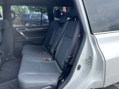 Used 2023 Lexus GX 460 Premium w/ Premium Package AWD/4WD image 25