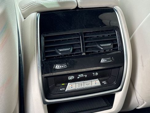 Used 2022 BMW X5 xDrive40i w/ Executive Package image 13