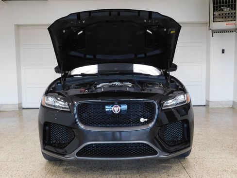 Used 2020 Jaguar F-PACE SVR AWD/4WD image 10
