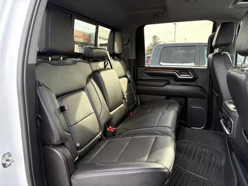 Used 2024 GMC Sierra 3500 Denali w/ Denali Reserve Package AWD/4WD image 15