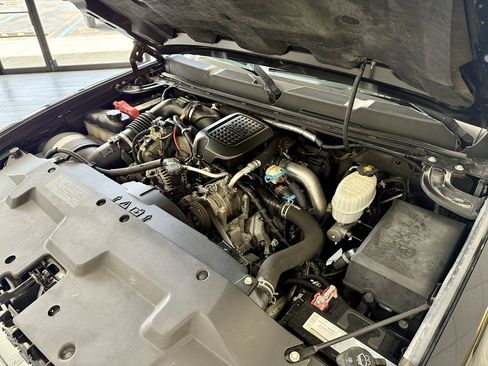 Used 2007 Chevrolet Silverado 2500 LT w/ EZ-Lift Tailgate Package image 17