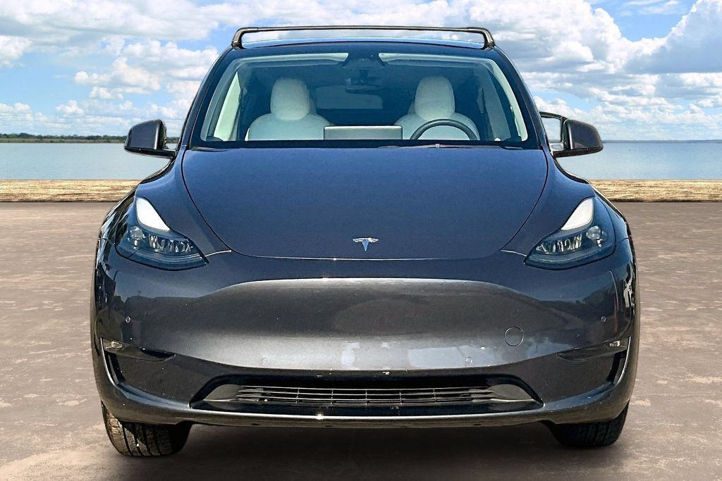 Used 2022 Tesla Model Y Performance AWD/4WD image 2