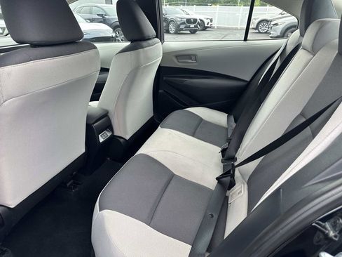 Used 2024 Toyota Corolla LE FWD image 28