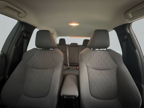 Used 2022 Toyota Corolla LE FWD image 14