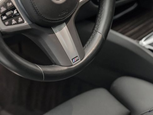 Used 2023 BMW 540i w/ M Sport Package image 41