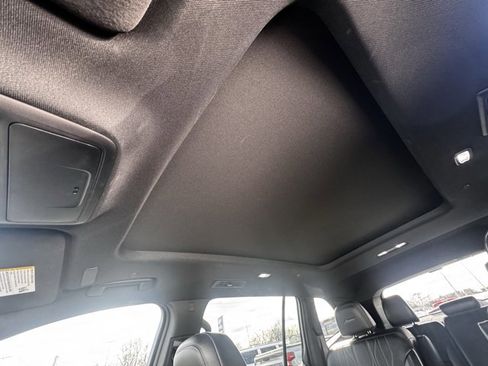 Used 2025 Buick Enclave Avenir w/ Super Cruise Package image 24